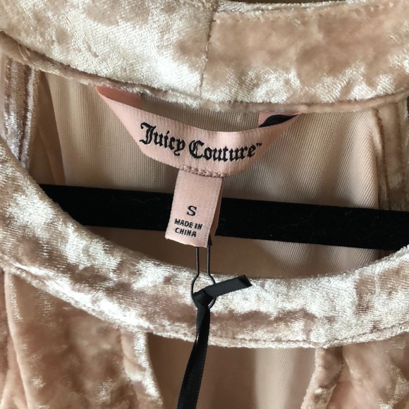 NWT Juicy Couture velvet cold shoulder top - Picture 4 of 5